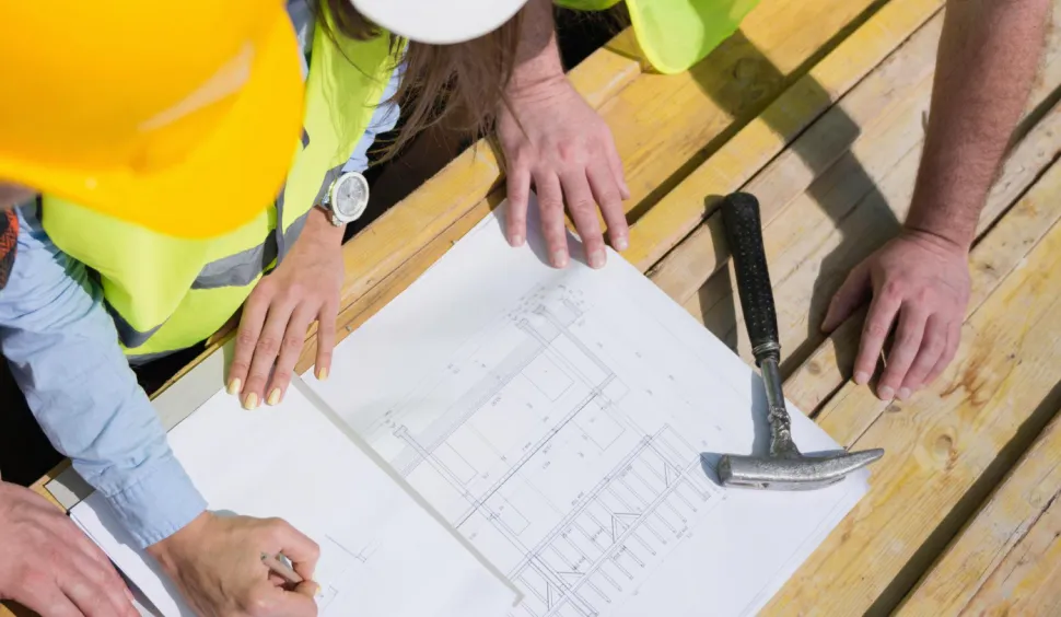 Construction project risk assessment